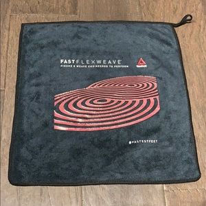 Fast flex Weave Reebok workout towel